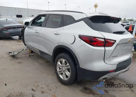 2020 Chevrolet Blazer Fwd 1Lt from USA, damaged, VIN 3GNKBBRA8LS717146